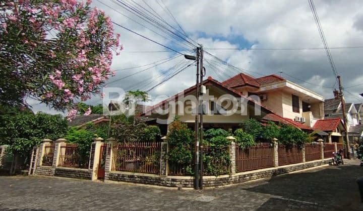 RUMAH HOOK FURNISHED DEKAT HOTEL TENTREM DAN UGM