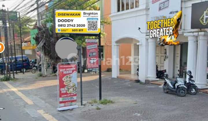 Ruko Strategis 3 Lantai di Jl Seturan Raya Caturtunggal Depok Sleman Yogyakarta