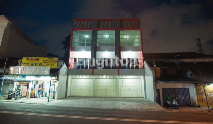 Disewakan Ruko Baru 3 Lantai Sangat Strategis Di Jl R. E Martadinata Yogyakarta