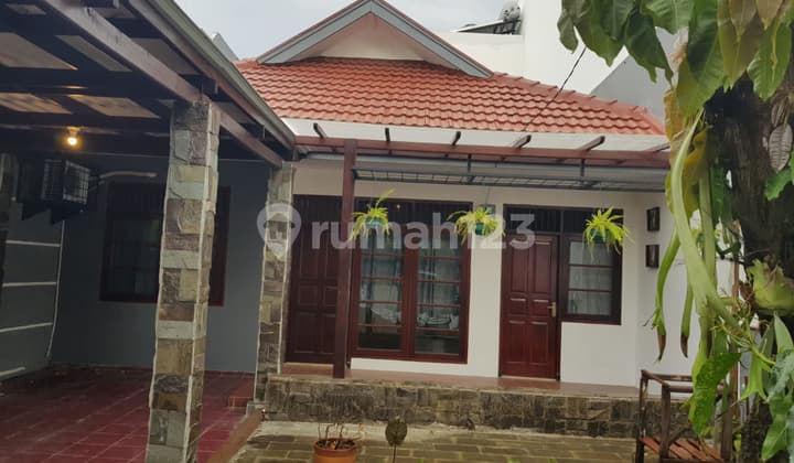 Rumah Bagus Siap Huni di Bintaro Jakarta Selatan
