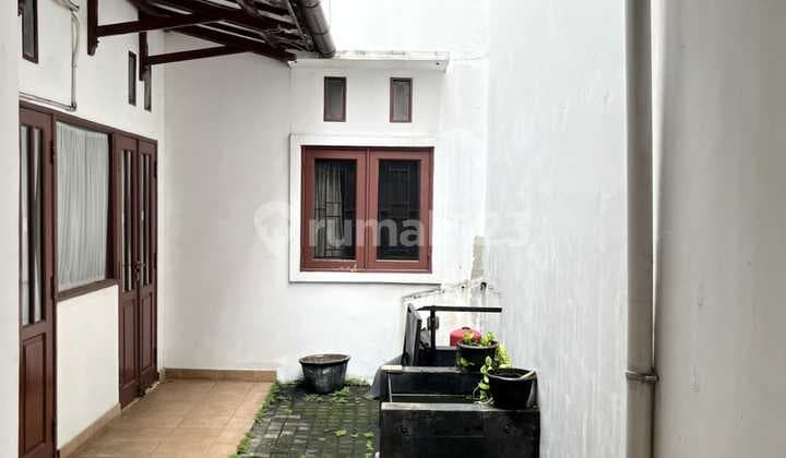 Rumah Bagus Dan Strategis di Bintaro Sektor 6, Sudah SHM