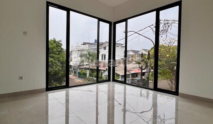 Rumah Hook Bagus Siap Huni dan Strategis, sudah SHM di Bintaro