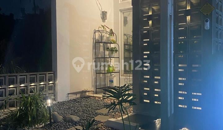 Rumah Bagus Dan Strategis 2 Lantai Semi Furnished Dan SHM di Kedaung Tangerang