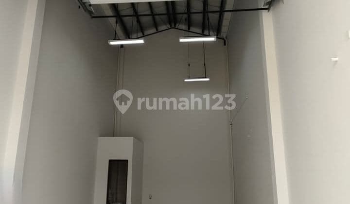 Disewakan Gudang Bizpark 9X20m2 Pantai Indah Kapuk Tangerang
