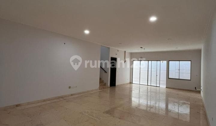 Disewakan Rumah 10X25m2 Golf Island Pantai Indah Kapuk Penjaringan Jakarta Utara