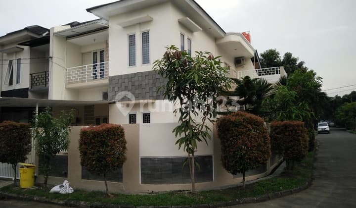 Rumah Hoek di Regency Melati Mas , 2 Lanta I, Furnish , Siap Huni