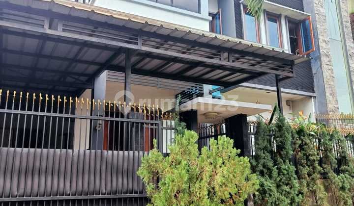 Rumah 2 Lantai Giri Loka Bsd City, Rapi , Siap Huni Dan Startegis