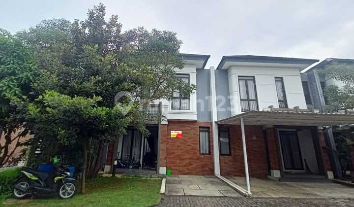 Rumah 2 Lt Cluster Avezza Kawasan The Mozia Bsd, Lokasi Strategis