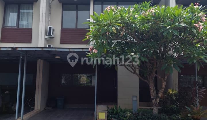 Rumah Askara di Vanya Park Bsd City , Rapi , Siap Huni Dan Nyaman