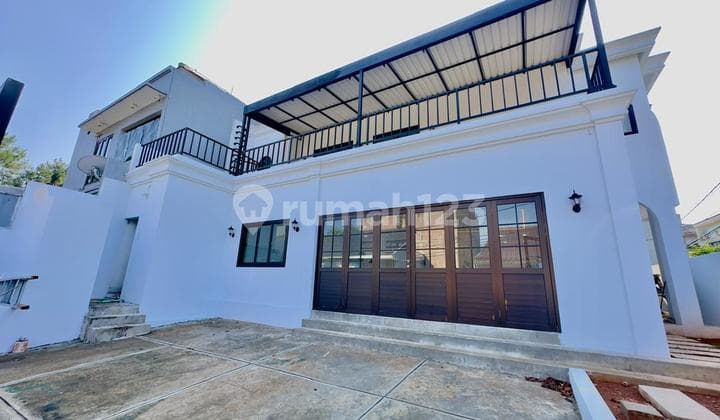 Self Build House at Griyaloka Bsd City, Classic Tropical