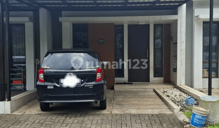 Di Sewakan Rumah di Plumeria Graha Bintaro - 9929Et