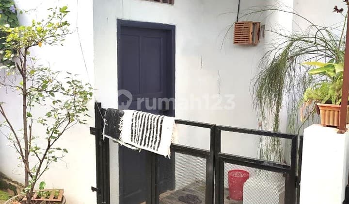 For Sale: 8-Room Boarding House in Pesanggrahan, South Jakarta - 10074