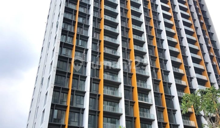 Di Jual Cepat Apartement Izzara 3 Br+1 With Private Lift - 10212Et