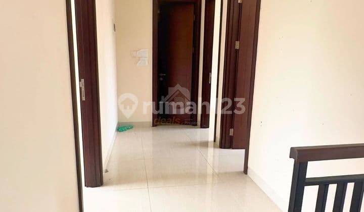 Scandinavian Type House in Cimanggis Golf View