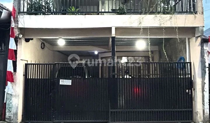 Di Jual Rumah 2 Lantai Dekat Dengan Tol Pasteur