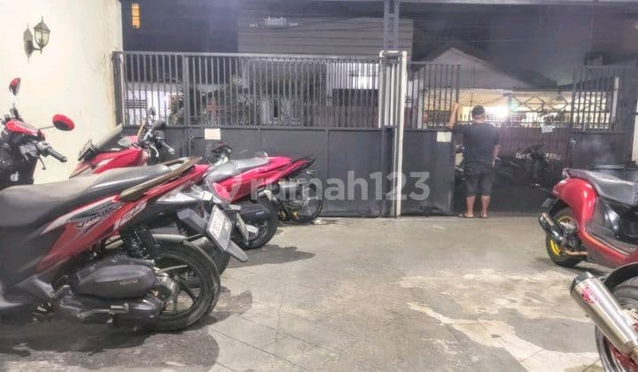 Kost 26 Pintu Selalu Terisi Full Kebon Jeruk - Taman Sari