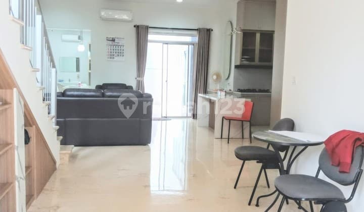 Rumah 2 Lantai Siap Huni Cluster Violin Golf Island Pik