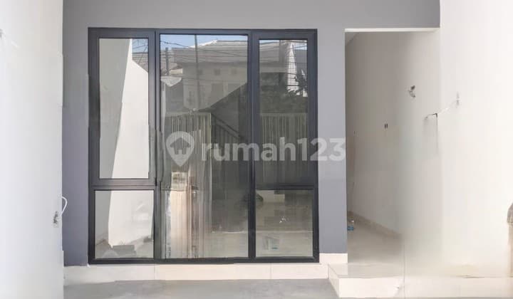 4 Unit Brand New 4-Story Ruko in Jelambar Ready for Occupancy