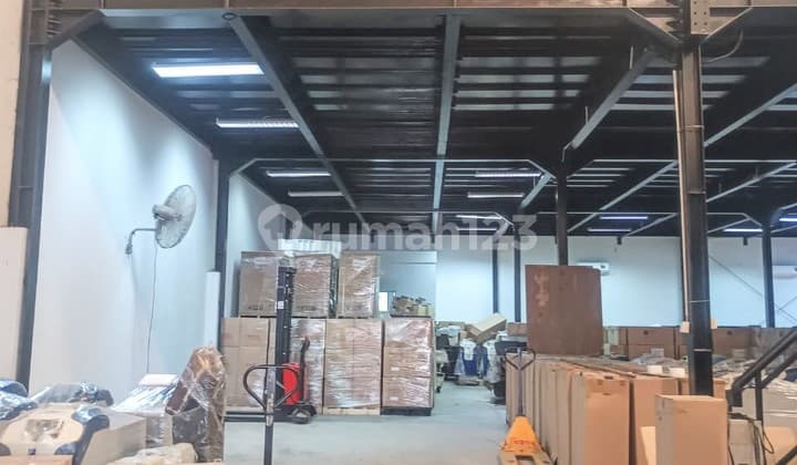 Gudang + Office 2 Lantai Rapih & Sudah Renovasi Siap Huni Dalam Komplek Pergudangan Arcadia Daan Mogot