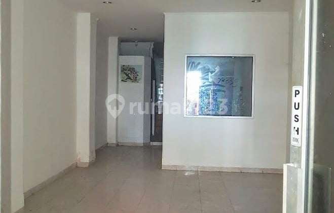 Rumah 4 Lantai Cocok untuk Usaha / Tempat Tinggal Siap Huni Empang Bahagia Jelambar