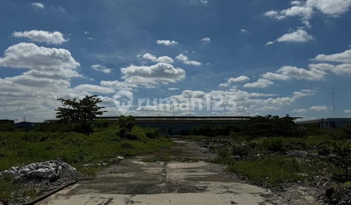 Land Ex Ceramic Factory Ready for Use in the JIEP Pulogadung Area