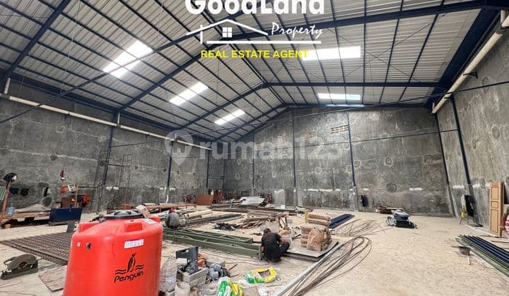 DISEWAKAN Gudang dalam Kawasan Kav DPR Cipondoh, Tangerang