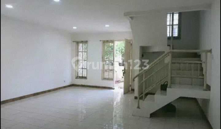 For Sale 2-Story House Cideng