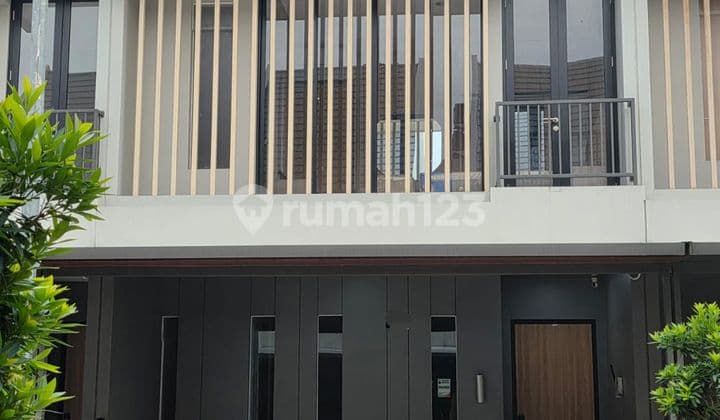 DIJUAL RUMAH GRAND WISATA BEKASI