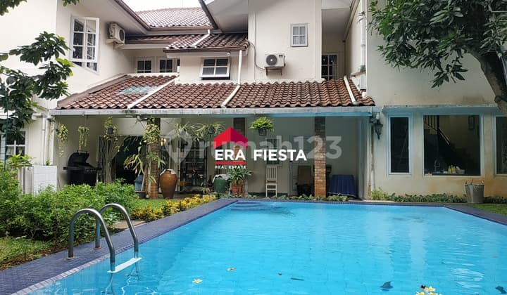 Bukit Indah Cilandak, 1,032 meters