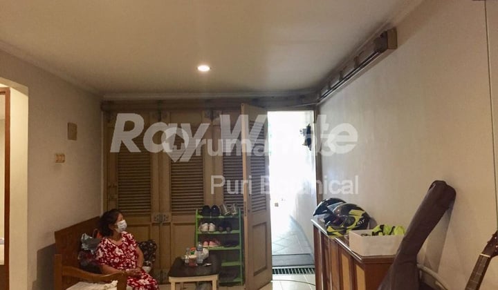 Permata Mediterania 3-Story House Good Neat Ready to Occupied