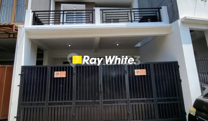 Dijual rumah baru renovasi di Kavling Suad Larangan Tangerang