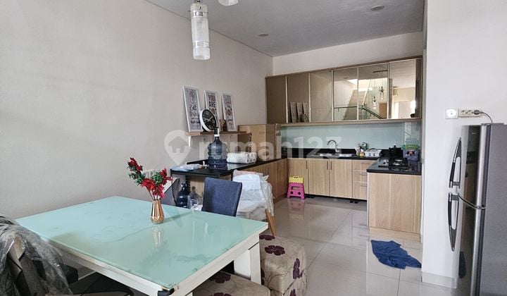 Rumah Cluster Flamboyan 2.5 Lantai Siap Huni di Alam Sutera