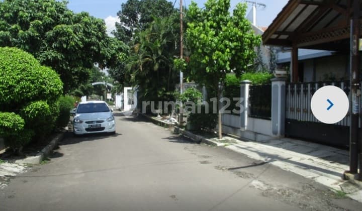 Rumah Luas 2 Lantai di Jalan Jenggala Jaka Sampurna,2 Rumah Jadi 1,Harga Jauh Dibawah Pasar Jarang Ada!