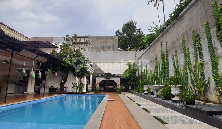 Rumah Mewah Cinere Lokasi Premium Harga Terbaik Dekat ke akses Tol Antasari