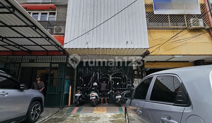 Ruko Dijual Di Lokasi Super Strategis. Fatmawati Raya, Jakarta Selatan.