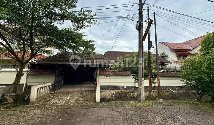 Rumah Investasi di Cirendeu - Potensi Rumah Kos & Townhouse