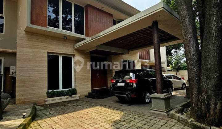 Rumah Mewah Klasik di Cilandak – Dekat HighScope