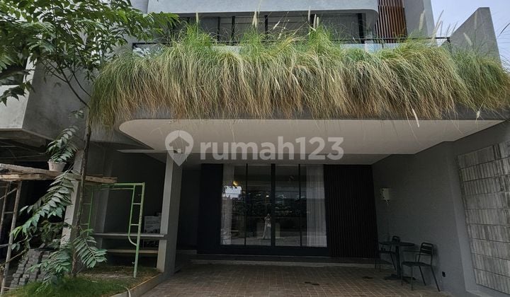 Rumah Kualitas Premium 3 Lantai di Jagakarsa, Jakarta Selatan