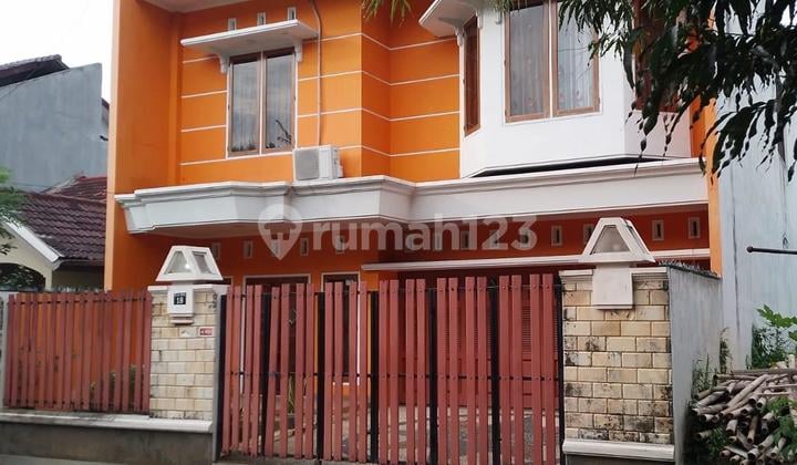 Rumah 2 Lantai Masih Kinclong Bukitsari Dekat Undip+Tol Tembalang