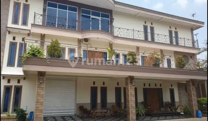Rumah Sekelas Villa Suasana Asri Di Mertoyudan Magelang