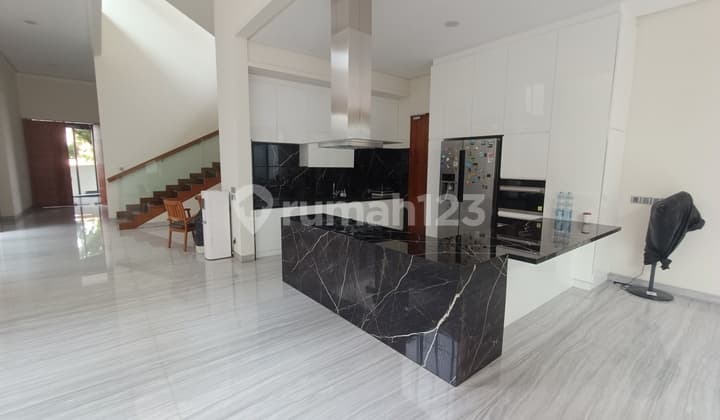 Rumah Luxury Super Mewah 100 Mt Jl Ahmad Yani Pusat Kota Semarang