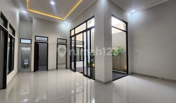 Rumah Baru Minimalis Modern Karimata Tengah Kota Semarang