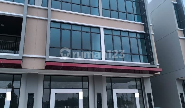 Disewakan Ruko Crystal Hadap Jalan Raya