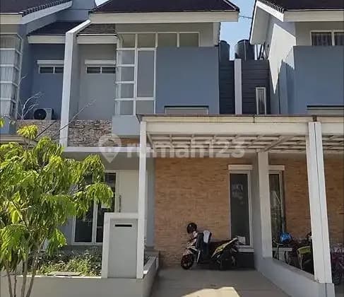 Rumah 2 Lantai di Cluster Vasana Harapan Indah Bekasi