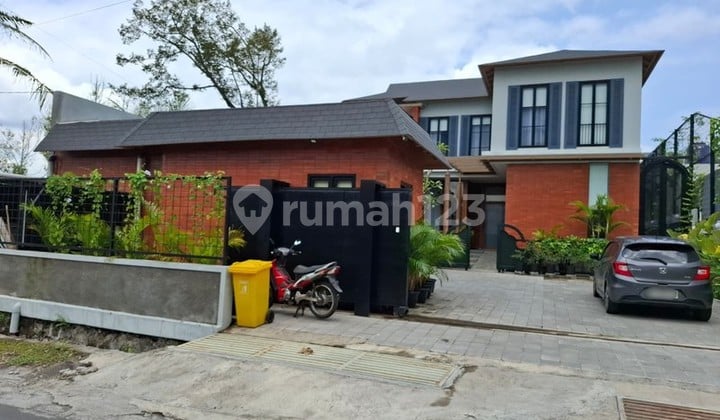 Villa Mewah Furnish Siap Huni Udara Sejuk & Fasilitas Lengkap di Pakem, Sleman