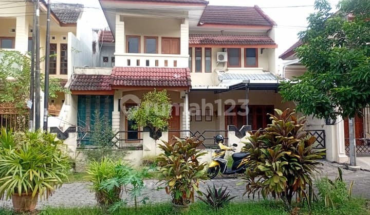 House in Taman Griya Indah Housing Complex Location Near Mirota Godean