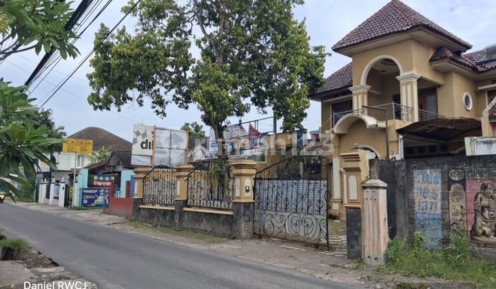 Dijual/Disewakan Rumah Mewah 2 Lantai Luas 605 Meter Persegi di Pelem Sewu, Sewon, Bantul.