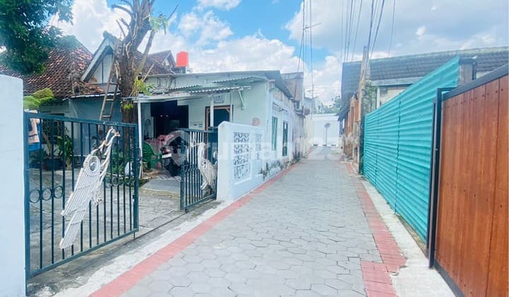 House Investment in the Keraton Yogyakarta Area Near Malioboro & Cultural Tourism, Kadipaten, Kraton