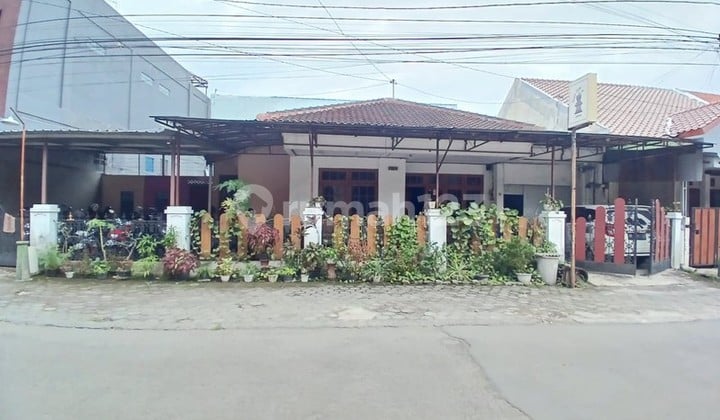 Strategic 1-Story House, Land Area 325 Square Meters in Seturan, Business & Campus Zone