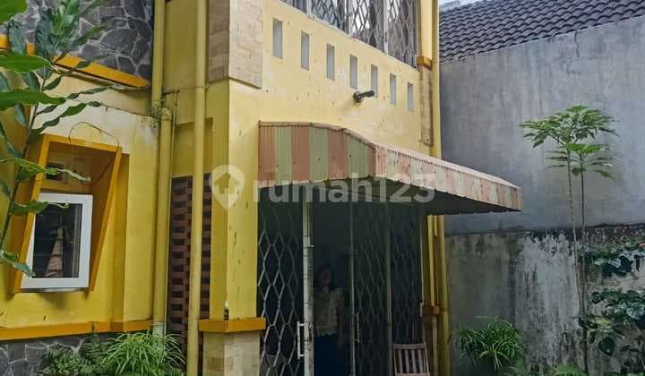 Rumah Semi Furnish Dalam Perum Di jalan Padma Sariharjo Ngaglik Sleman